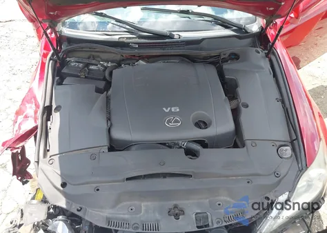 2014 Lexus Is 250C z USA, uszkodzony, nr VIN JTHFF2C24E2530161